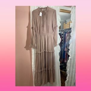 Versona Maxi Dress
